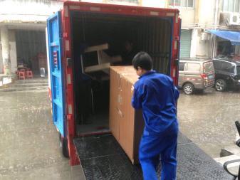 誠信服務，居民搬家好幫手 廂貨車、三輪車、面包車與專業人工打包搬運一體服務